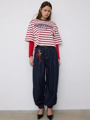 Stradivarius Koszulka z krótkim rękawem w paski i nadrukiem  Czerwony