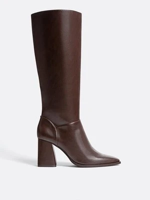 Stradivarius Kozaki na obcasie  BRĄZOWY