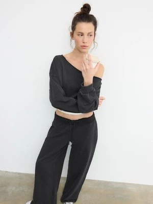 Zdjęcie produktu Stradivarius Krótka bluza z efektem sprania  Ciemnoszary