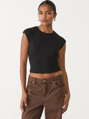 Stradivarius Krótka dopasowana koszulka basic  Czarny