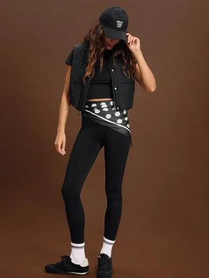 Stradivarius Chaleco acolchado corto  Czarny