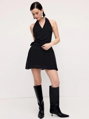 Stradivarius Krótka, zwiewna sukienka z dekoltem halter  Czarny