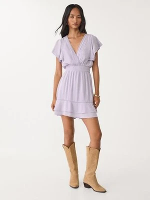 Stradivarius Krótka zwiewna sukienka z falbanami  Liliowy