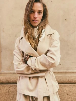 Stradivarius Krótki, lejący się trencz z paskiem  Szary