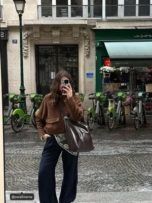 Stradivarius Kurtka balonowa ze sztucznego zamszu  Brązowy