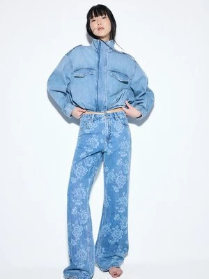 Stradivarius Kurtka jeansowa balonowa  ŚREDNIOJASNY NIEBIESKI DENIM