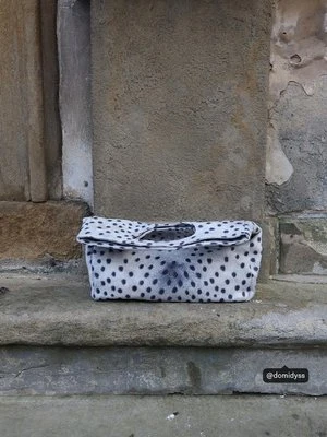 Stradivarius Kwadratowa torebka na ramię  Ecru