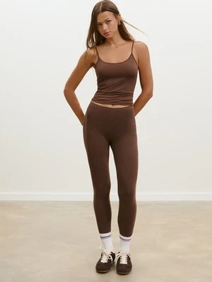 Stradivarius Legginsy bawełniane niewidoczne szwy  Brązowy