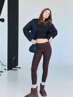 Stradivarius Legginsy do kostek z wycięciami  Beżowy