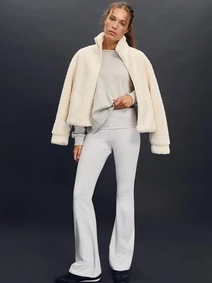 Stradivarius Legginsy dzwony  Popielaty