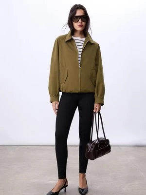 Stradivarius Luźna bomberka  0-525