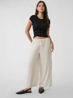 Stradivarius Luźne spodnie culotte  Waniliowy