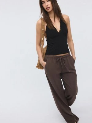 Stradivarius Luźne spodnie z efektem lnu  Brązowy