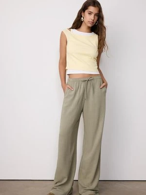 Stradivarius Luźne spodnie z efektem lnu  Khaki