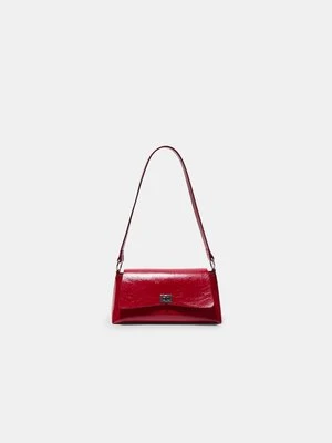 Stradivarius Mała prostokątna torebka z dużą klapą  Czerwony