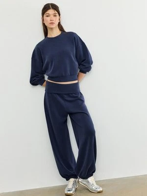 Stradivarius Miękka bluza z nietoperzowym rękawem  Ciemnomorski