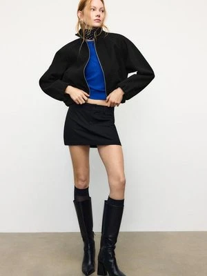 Stradivarius Bomberka z bufiastym dołem, miękka w dotyku  Czarny