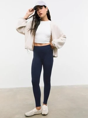 Stradivarius Miękkie legginsy modelujące z wysokim stanem  Morski