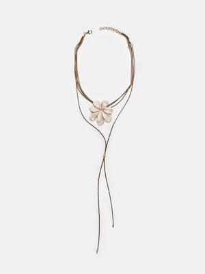 Stradivarius Naszyjnik sznureczek z kwiatem  Ecru
