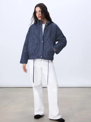 Stradivarius Ocieplana kurtka dżinsowa  WYBLAKŁY DENIM