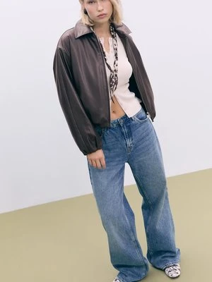 Stradivarius Pikowana kurtka bomber ze sztucznej skóry  Brązowy