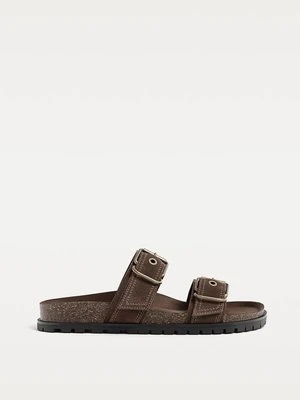 Stradivarius Płaskie sandały skórzane  BRĄZOWY