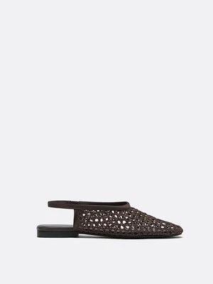 Stradivarius Plecione babouche  BRĄZOWY