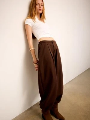 Stradivarius Podstawowa bezszwowa koszulka polo  Biały