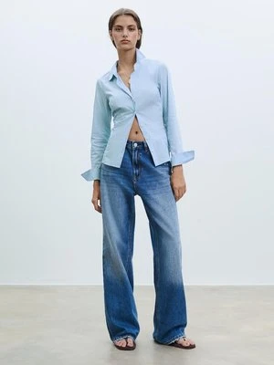 Stradivarius Podstawowa dopasowana koszula w paski  Błękitny