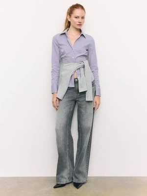 Stradivarius Podstawowa dopasowana koszula w paski  Ciemnomorski