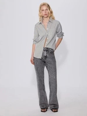 Stradivarius Podstawowa koszula w paski z popeliny z kieszenią Butelkowo-zielony