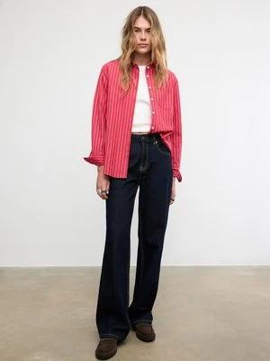 Stradivarius Podstawowa koszula w paski z popeliny z kieszenią  Czerwony