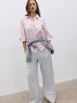 Stradivarius Podstawowa koszula w paski z popeliny z kieszenią  Pastelowy róż