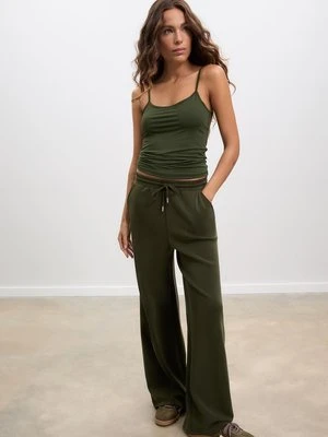 Stradivarius Podstawowa koszulka na ramiączkach