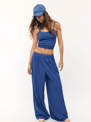 Stradivarius Podstawowa koszulka na ramiączkach  Błękit elektryczny