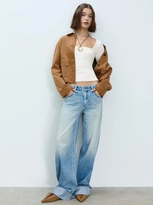 Stradivarius Podstawowa koszulka z dekoltem kwadratowym  Ecru