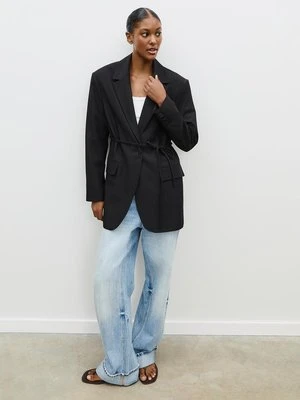 Stradivarius Prosta marynarka z paskiem  Czarny