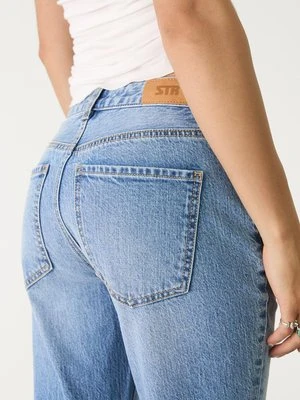 Stradivarius Rozszerzane jeansy comfort  Średni niebieski