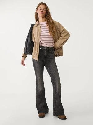 Stradivarius Rozszerzane jeansy z rozcięciami  CZARNY DENIM Z EFEKTEM SPRANIA