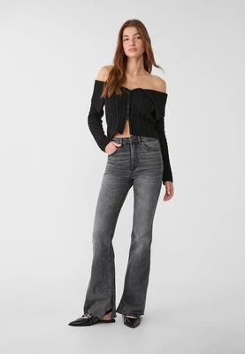 Stradivarius Rozszerzane jeansy z rozcięciami  Czarny denim