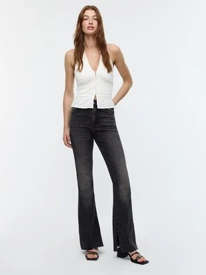 Stradivarius Rozszerzane jeansy z rozcięciami  CZARNY DENIM Z EFEKTEM SPRANIA