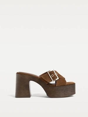 Stradivarius Sandały skórzane na platformie i obcasie  BRĄZOWY