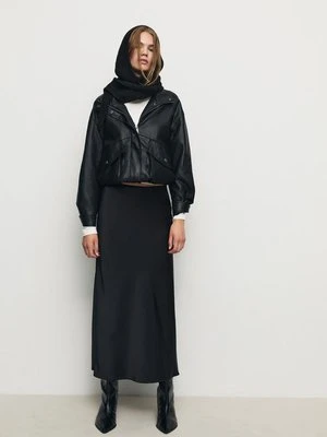 Stradivarius Satynowa spódnica midi  Czarny