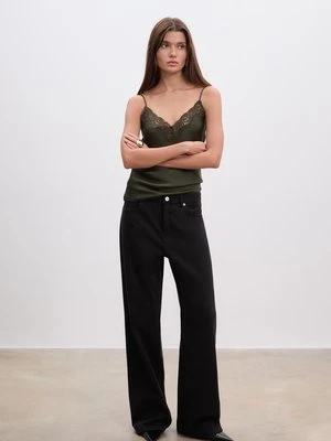 Stradivarius Satynowy top z koronką