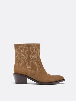 Stradivarius Skórzane botki na obcasie w krowie łaty  BEŻOWY