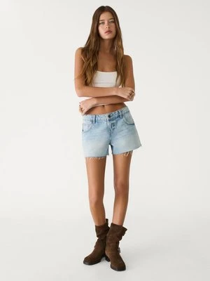 Stradivarius Shorts mini denim  ŚREDNIOJASNY NIEBIESKI DENIM