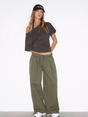 Stradivarius Spodnie barrel z popeliny  Khaki