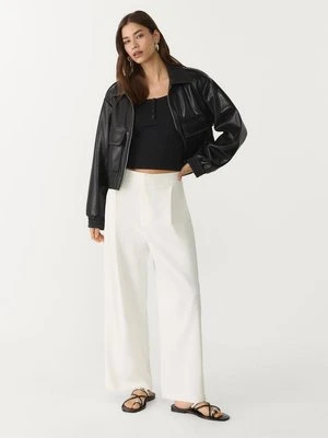 Stradivarius Spodnie culotte z zakładkami  Ecru