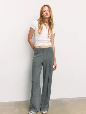 Zdjęcie produktu Stradivarius Spodnie dzianinowe ze szwem  Ciemnoszary