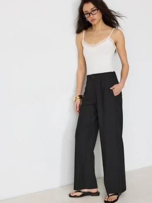 Stradivarius Spodnie garniturowe proste  Czarny